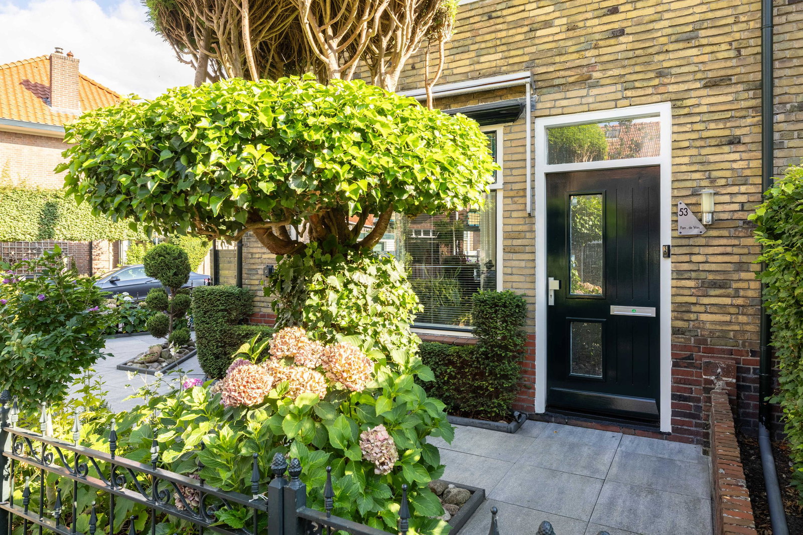 Hoekwoning te koop: Ferdinand Bolstraat 53, Leeuwarden