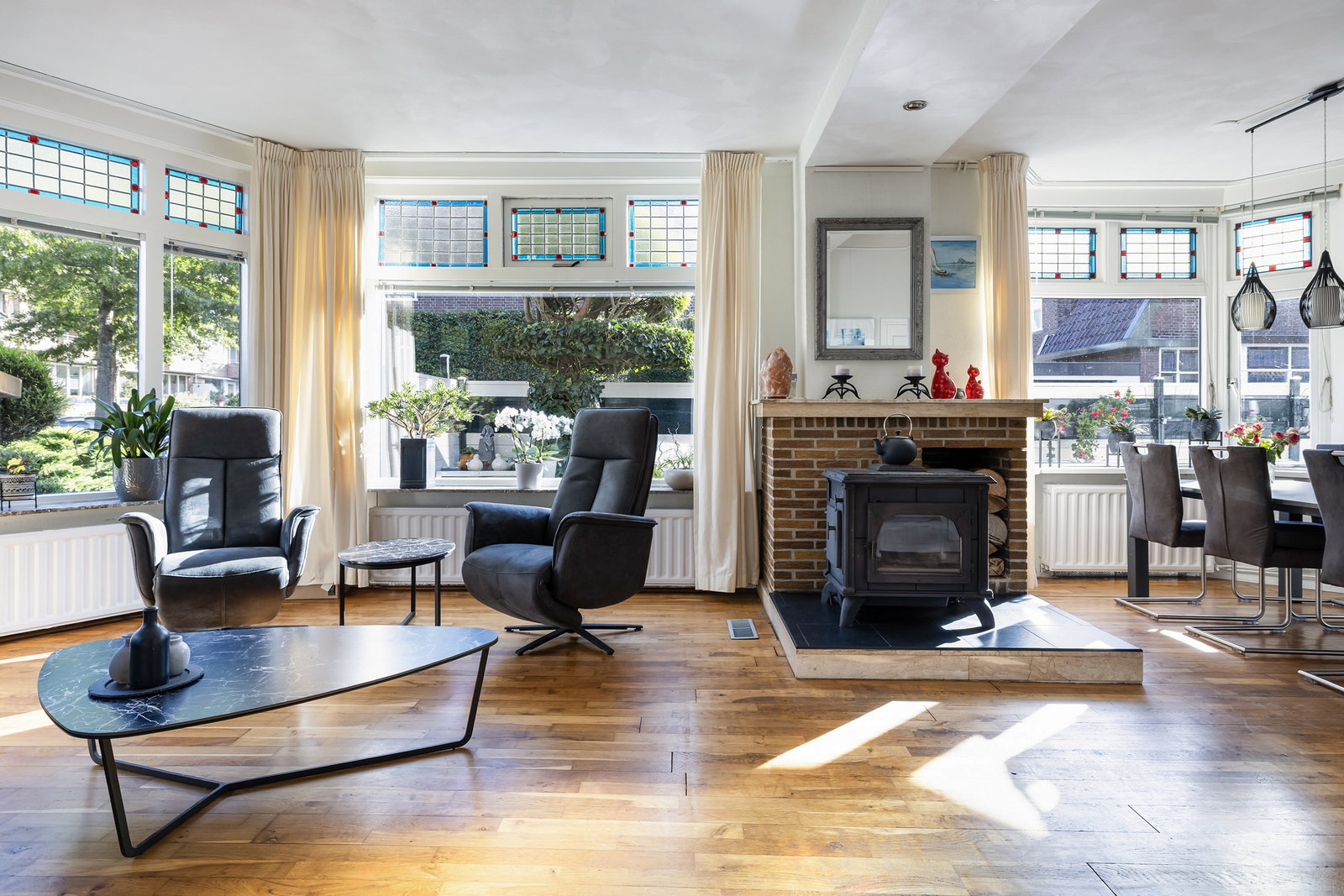 Hoekwoning te koop: Ferdinand Bolstraat 53, Leeuwarden