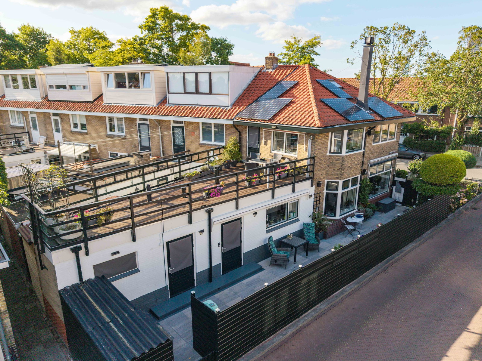 Hoekwoning te koop: Ferdinand Bolstraat 53, Leeuwarden