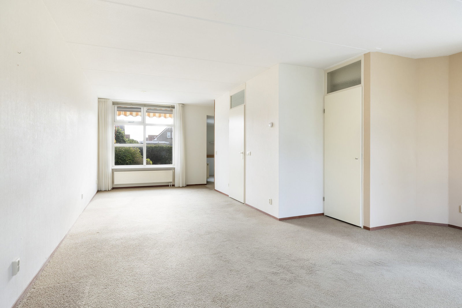 Twee-onder-één-kap te koop: Ondersmastate 37, Hallum