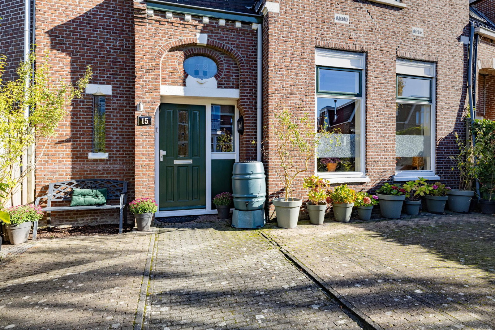 Tussenwoning te koop: Verstolkstraat 15, Leeuwarden