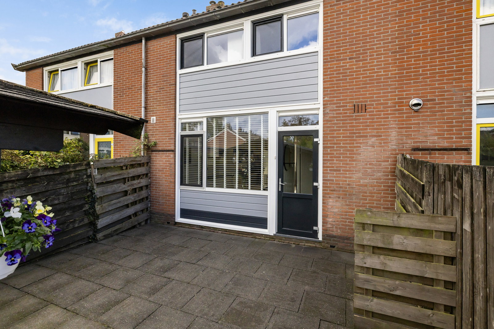 Tussenwoning te koop: De Kearnstien 2, Ijlst