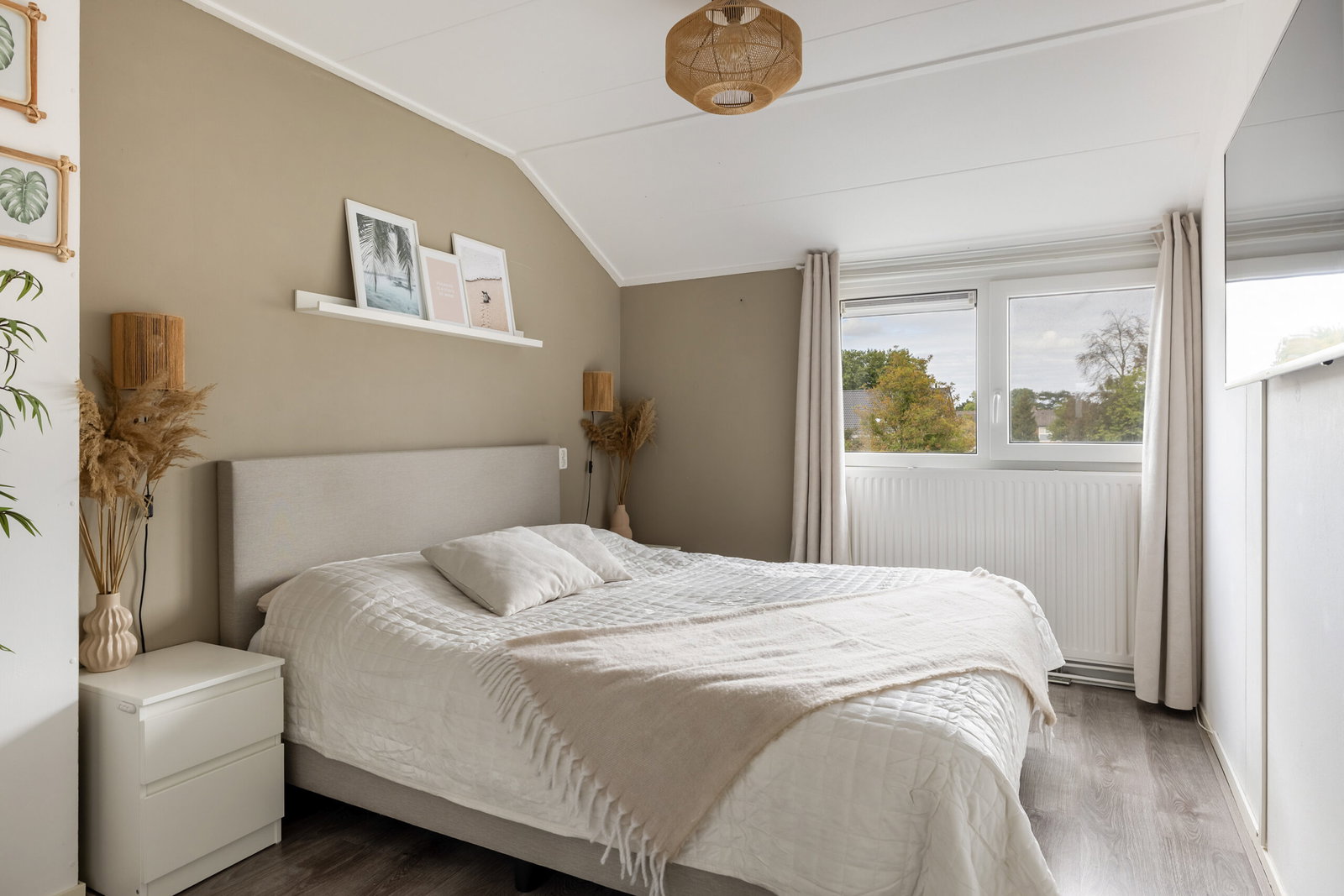 Tussenwoning te koop: De Kearnstien 2, Ijlst