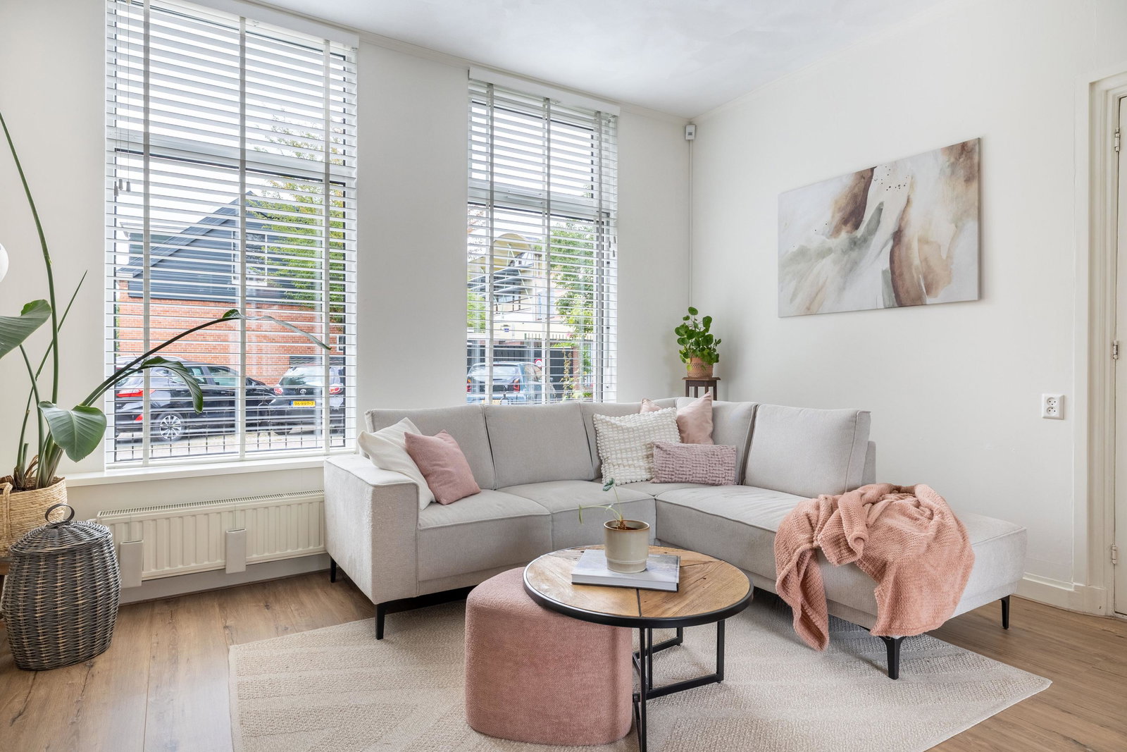 Twee-onder-één-kap te koop: Carel Fabritiusstraat 12, Leeuwarden
