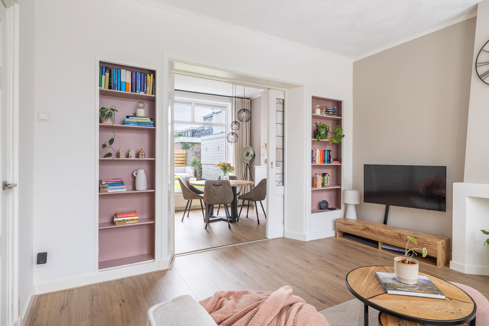Twee-onder-één-kap te koop: Carel Fabritiusstraat 12, Leeuwarden