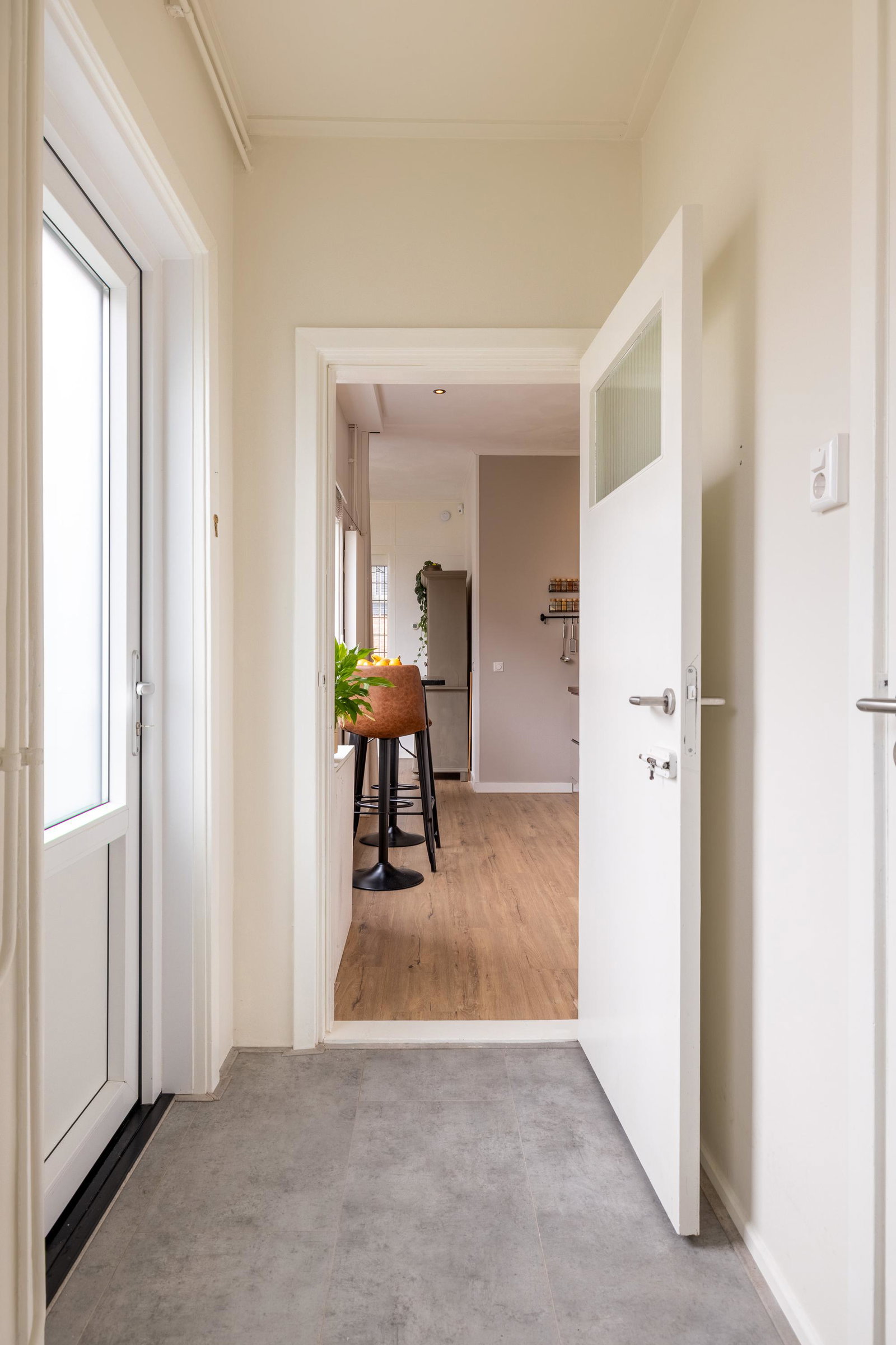 Twee-onder-één-kap te koop: Carel Fabritiusstraat 12, Leeuwarden