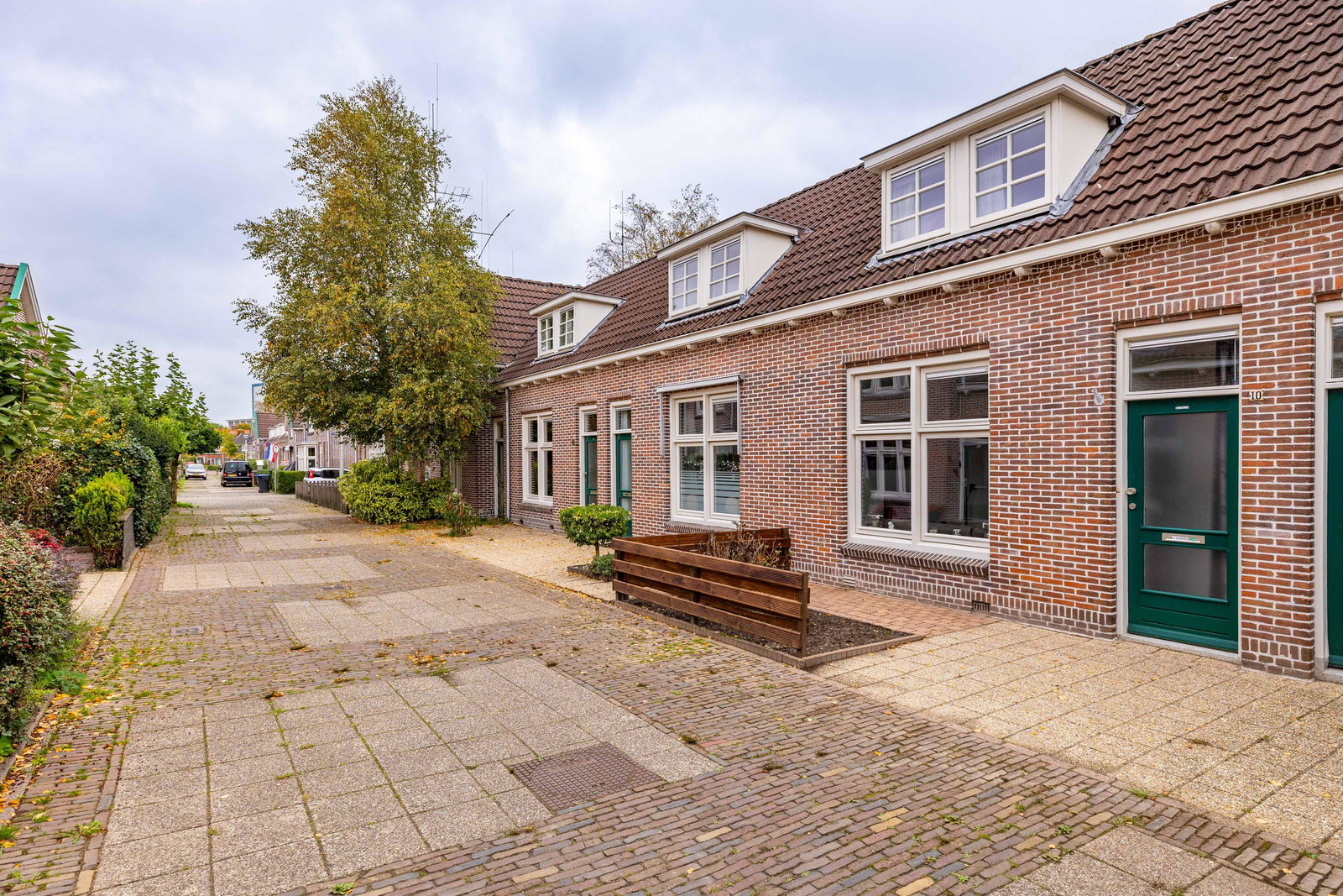 Tussenwoning te koop: Kwekerijstraat 10, Leeuwarden