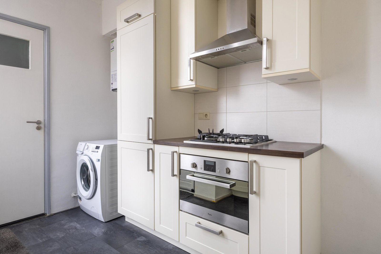 Tussenwoning te koop: Kwekerijstraat 10, Leeuwarden