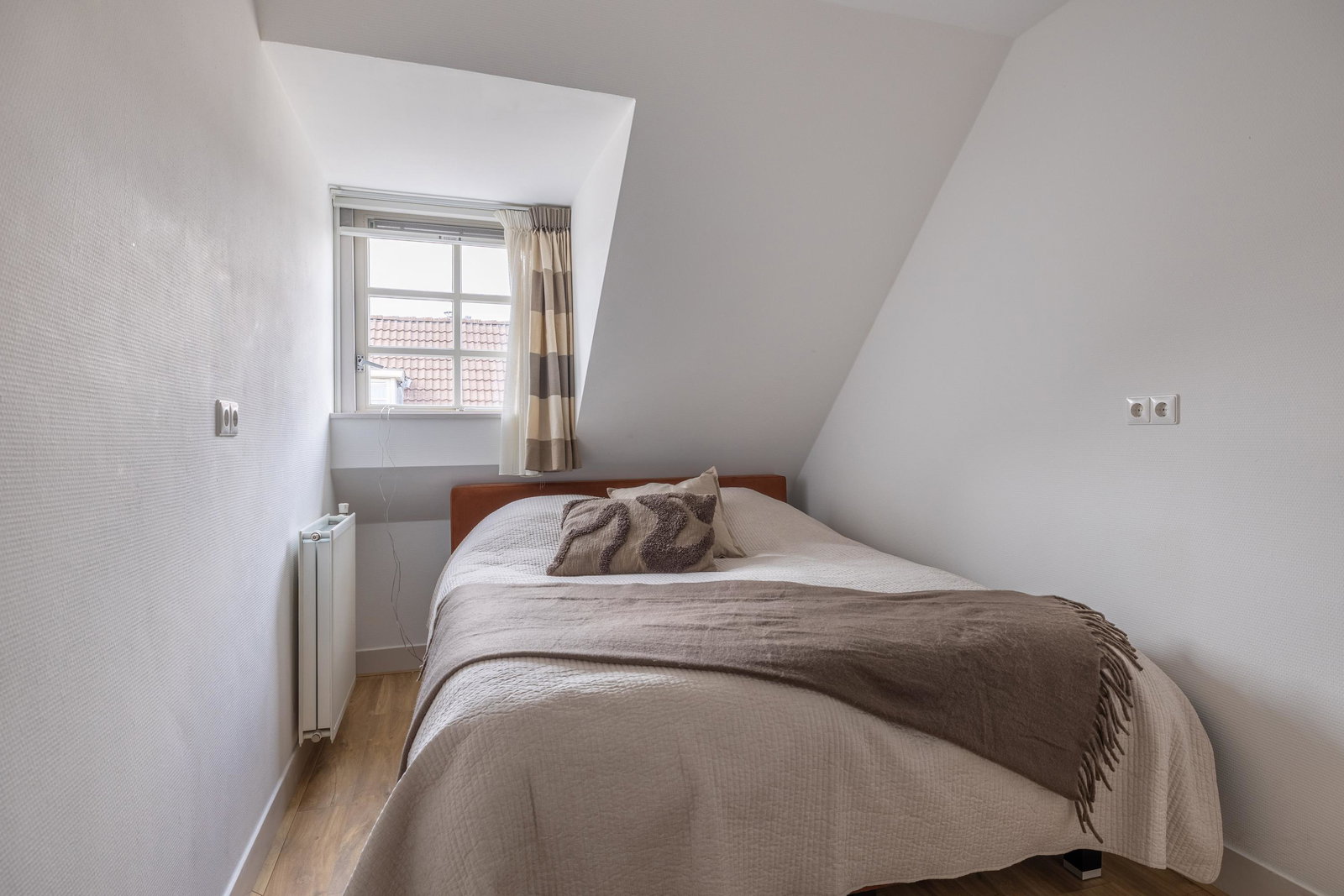 Tussenwoning te koop: Kwekerijstraat 10, Leeuwarden